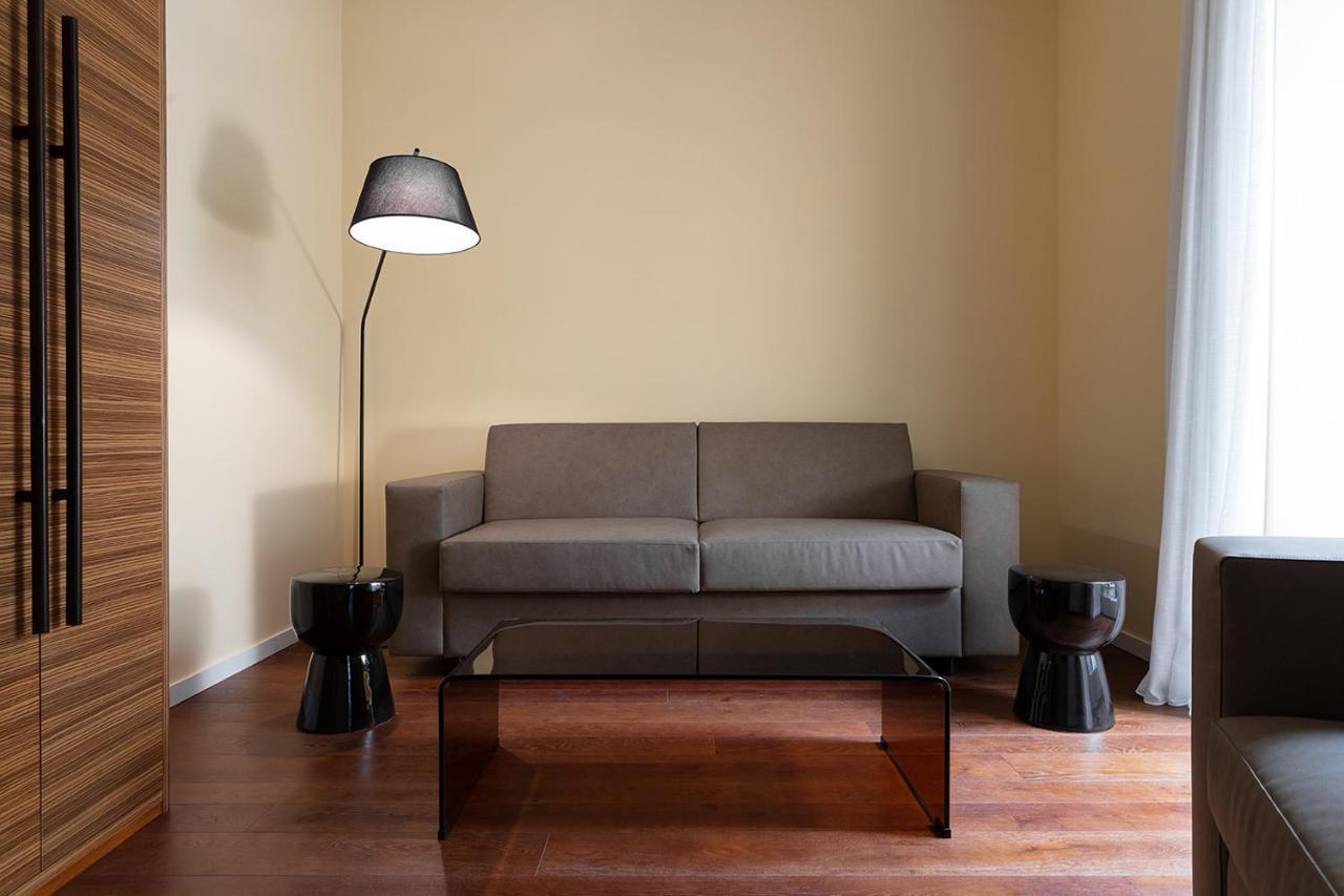 Hotel Poerio 25 Boutique Stay Nápoly Kültér fotó