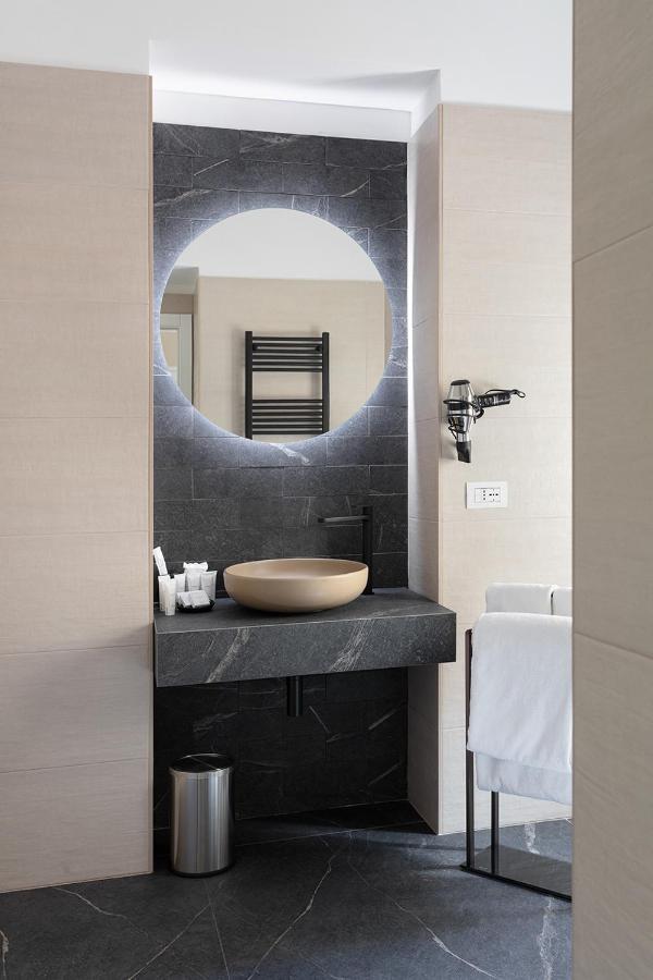 Hotel Poerio 25 Boutique Stay Nápoly Kültér fotó